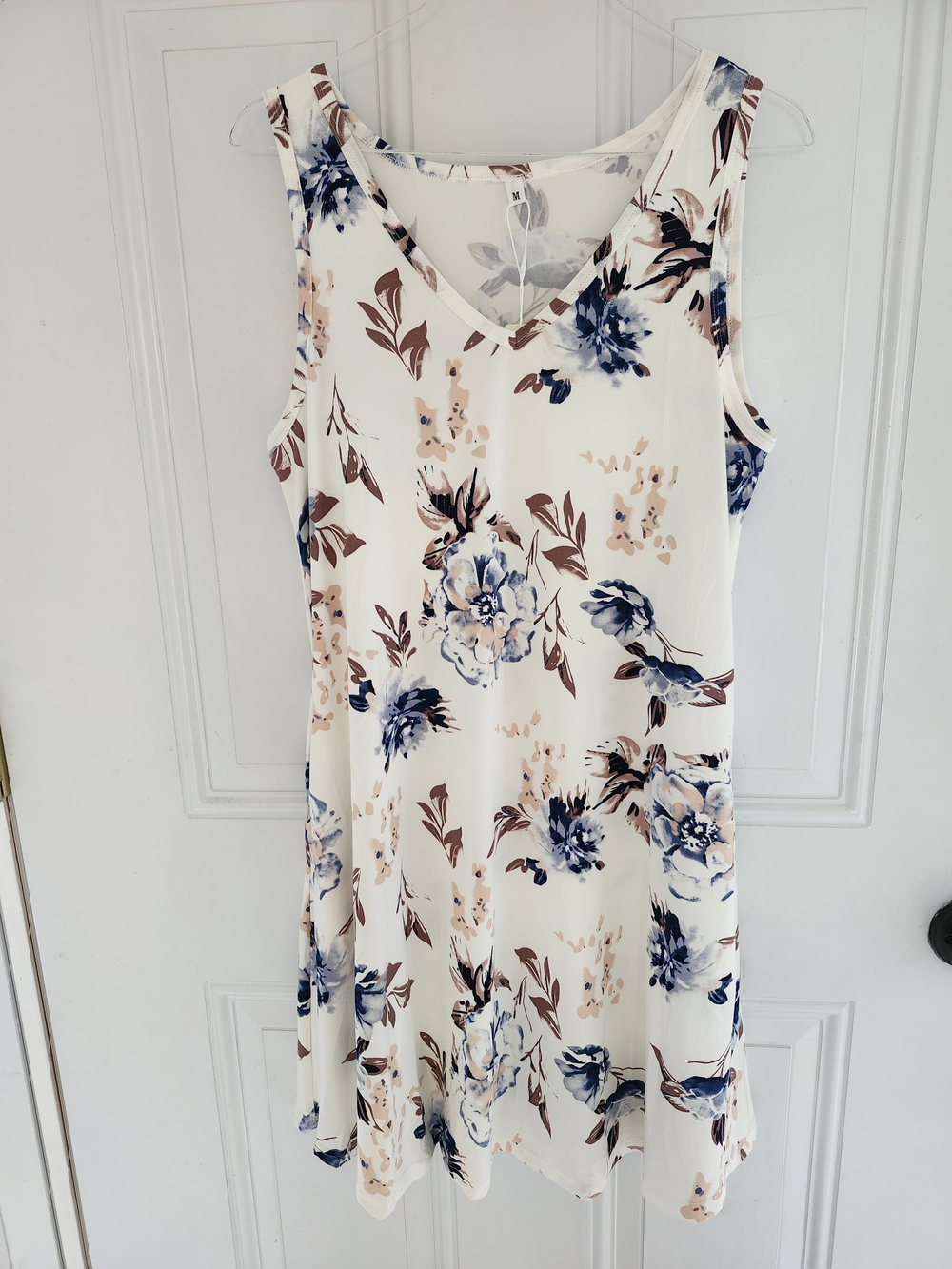 Sleeveless Floral V-Neck Mini Dress in Cream, Blue & Brown